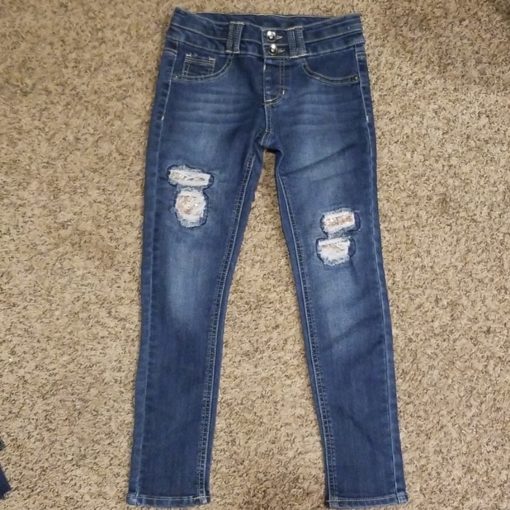 Adorable girls skinny jeans